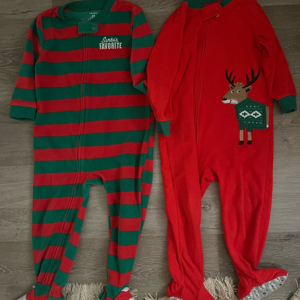 Carter's Kids Pajama Set - Red and Green with Reindeer